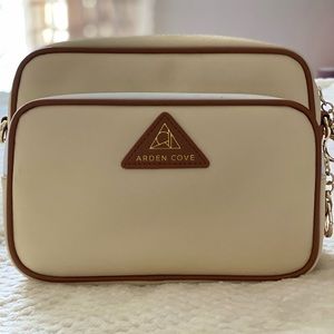 Arden Cove full crossbody bag w/faux leather strap